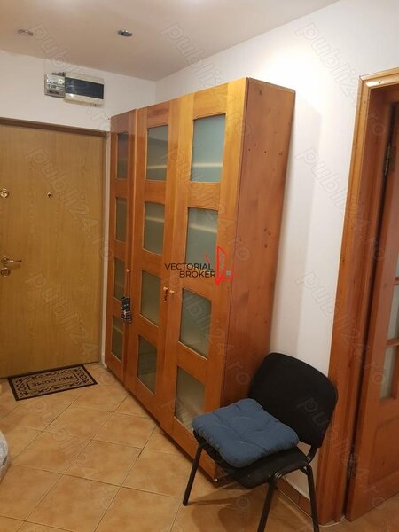 Doamna Ghica, Scoala Grigore Ghica centrala termica, et. 4, decomandat