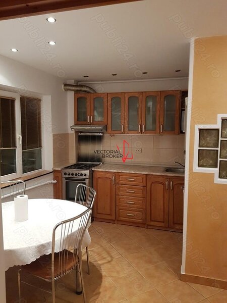 Doamna Ghica, Scoala Grigore Ghica centrala termica, et. 4, decomandat